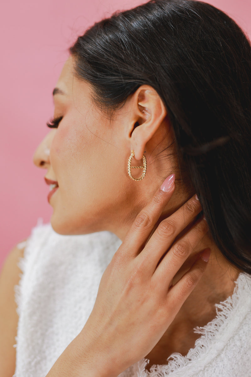 Sweetly Stunning Earrings In Gold