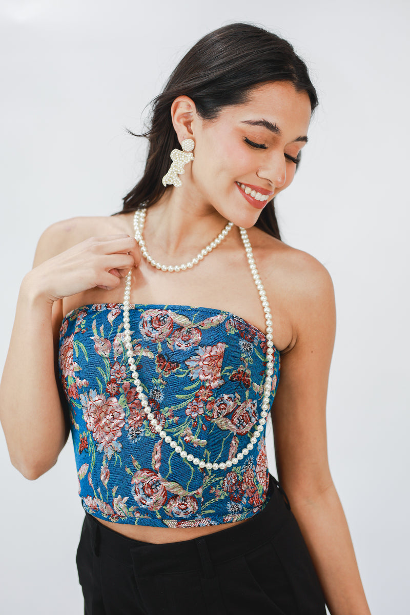 Dressing For The Time Pearl Long Necklace