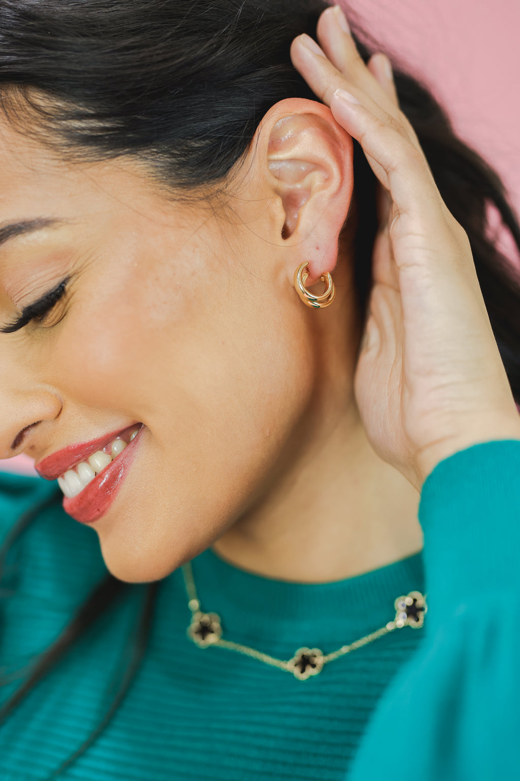 Classy Energy Hoop Earrings In Gold