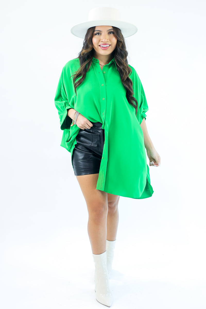 Love Locked Shift Top In Kelly Green