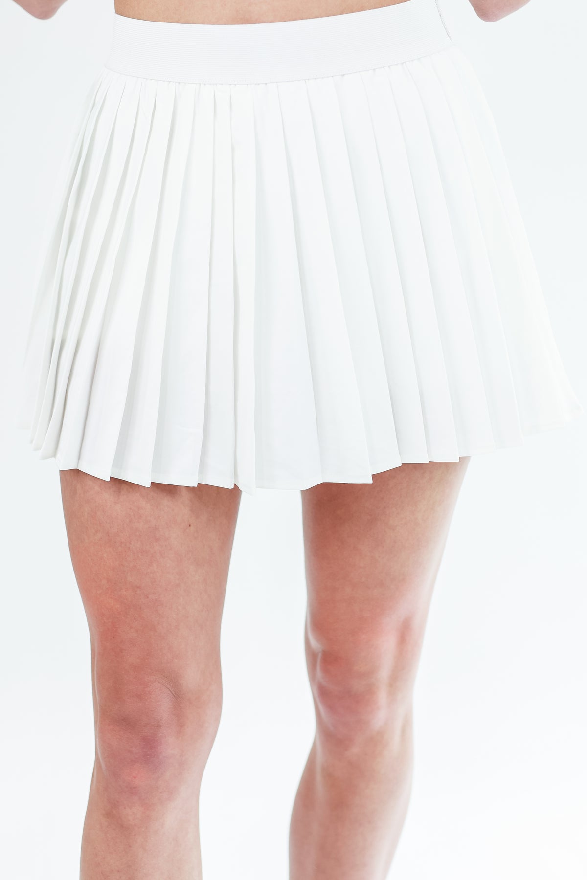 Hamptons Called Pleated Tennis Skort In White