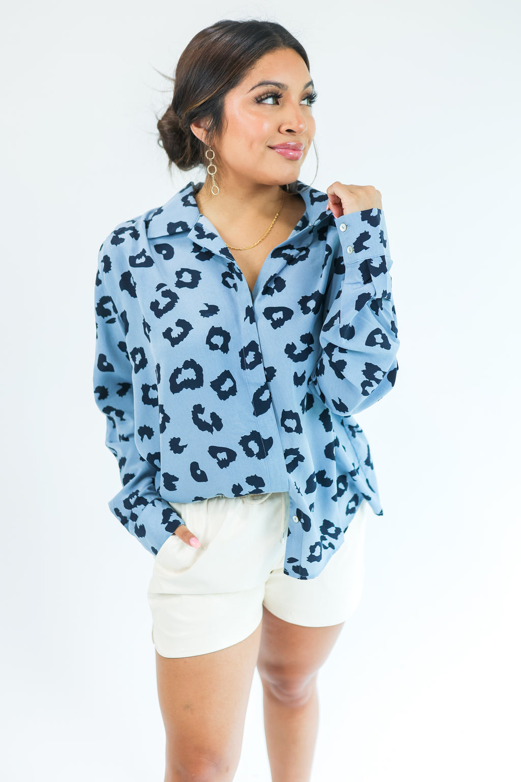 Feeling Beautiful Leopard Shift Top In Navy