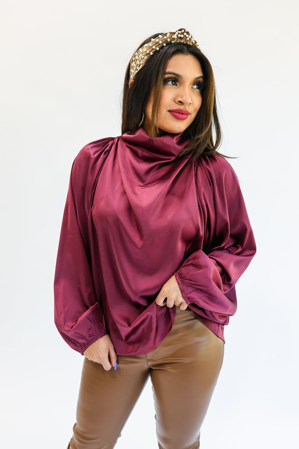 Delightful Beauty Shift Top In Merlot