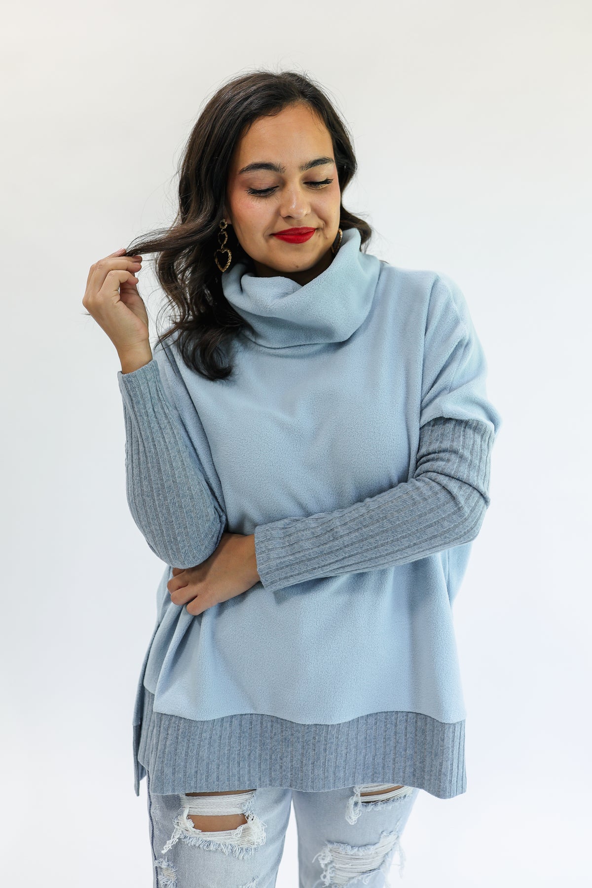 Breckenridge Vacay Sweater In Baby Blue