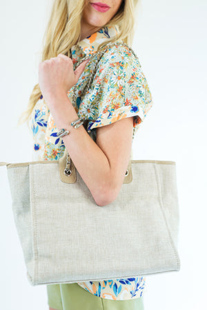 All Eyes On You Tote In Taupe