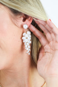 Graceful Beauty Chandelier Earrings In Pearl