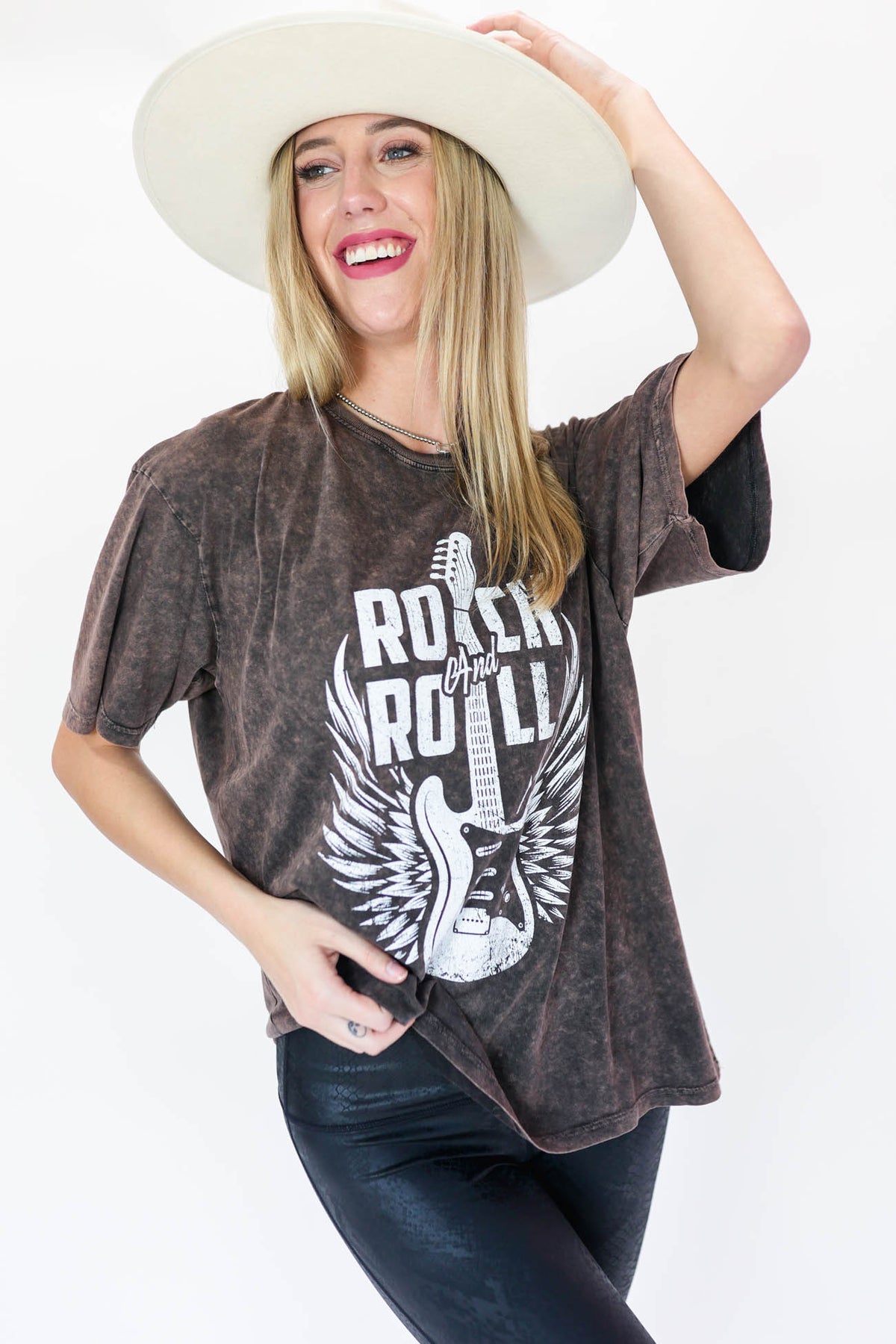 Rock And Roll Tee In Vintage Blush