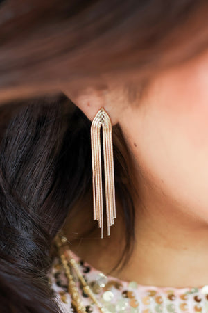 Concert Ready Metal Fringe Earrings In Gold