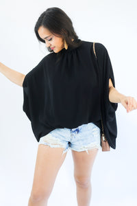 Top Notch Shift Top In Black