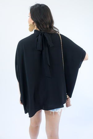 Top Notch Shift Top In Black