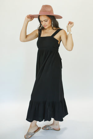 Vacay Beauty Midi Dress In Black