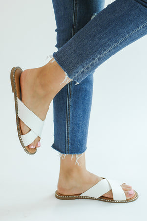 The Micah Sandal In White