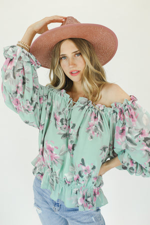 Kiss Me Floral Top In Sage