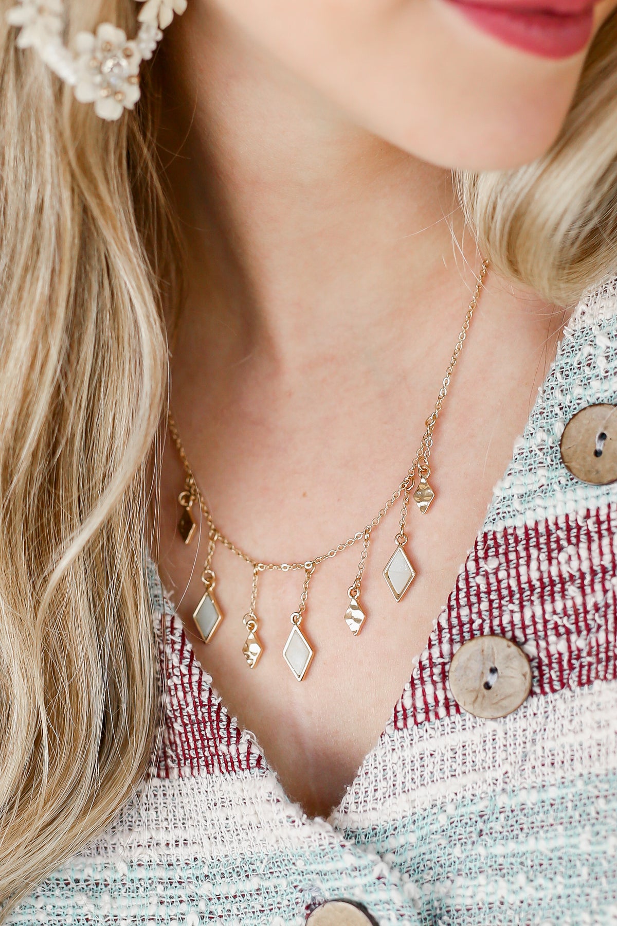 Neutral Perfection Necklace In Gold